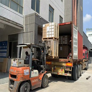 loading container loading container